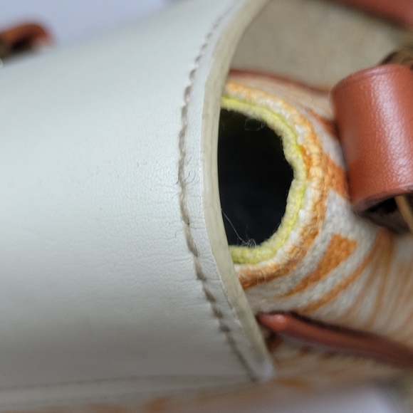 Spartina 449 Zesty Citrus Leather And Linen Crossbody Purse - Picture 16 of 17